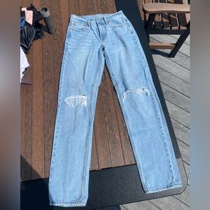 Women's 90's regular low rise American Eagle jeans size:00
